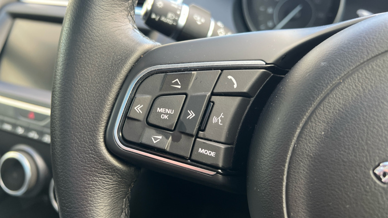 Jaguar E-Pace 2.0d [240] SE 5dr Auto Diesel Estate